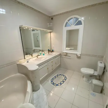 Rooming House Pensionat 3*