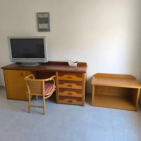 Rooming House 3*