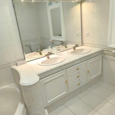 Rooming House Guest house