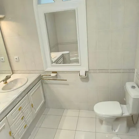 Rooming House Portimão