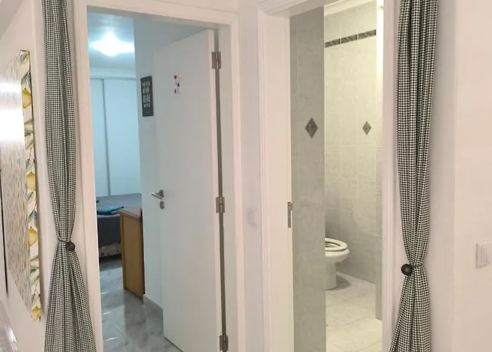 Πανσιόν Rooming House 3*