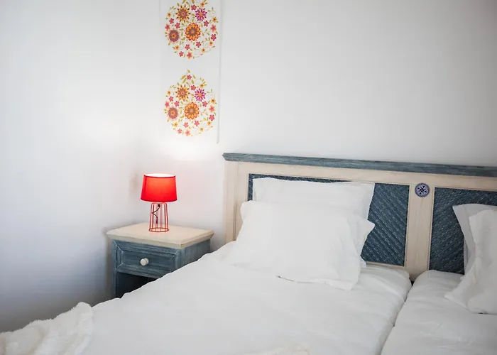 Urban - Moradia Mendes Affittacamere 3*
