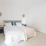 Urban - Moradia Mendes 3*
