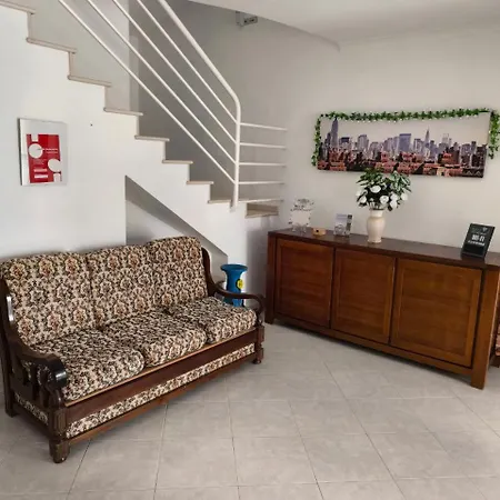 Rooming House * بورتيماو