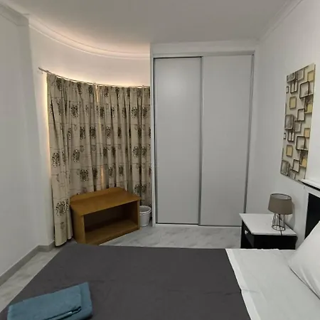 بيت ضيافة Rooming House بورتيماو