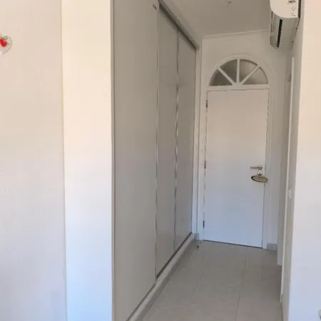 Rooming House بيت ضيافة بورتيماو