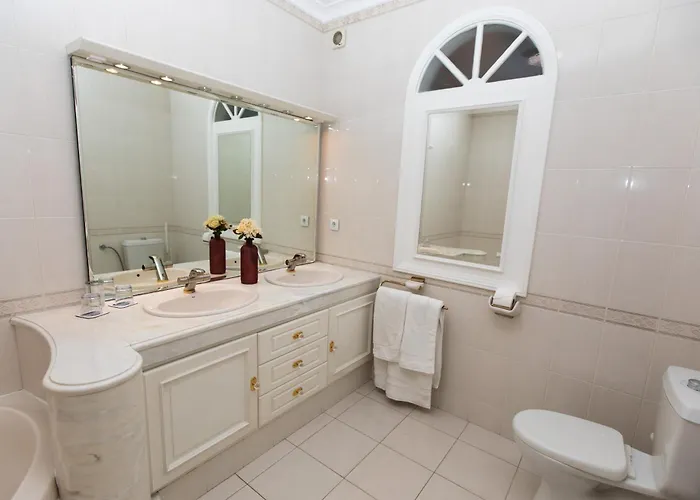 Urban - Moradia Mendes Gasthof 3*