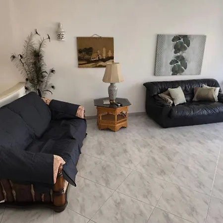 Rooming House Πανσιόν Portimão