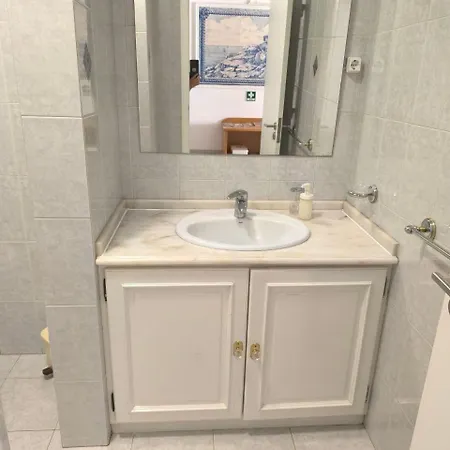 Rooming House Πανσιόν Portimão